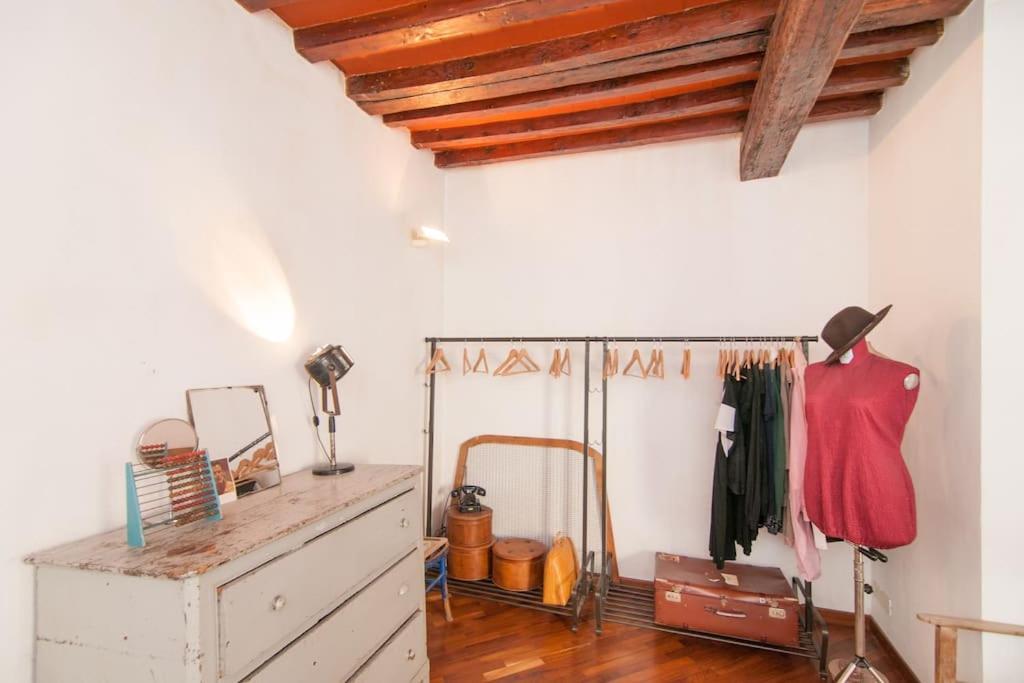 Romantic Apt In San Frediano Florencia Exterior foto