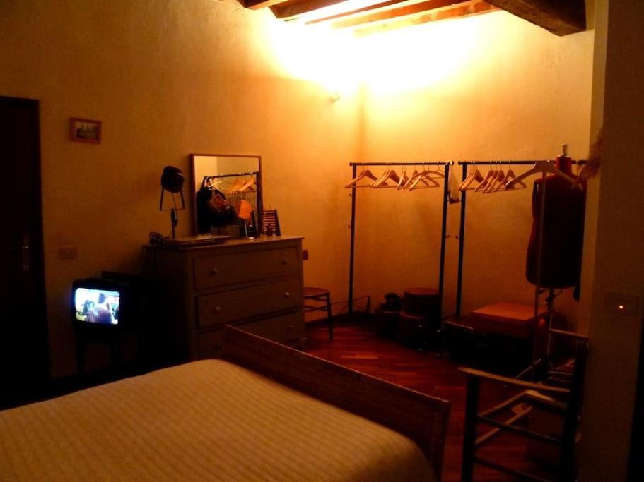 Romantic Apt In San Frediano Florencia Exterior foto