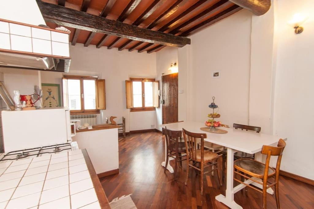 Romantic Apt In San Frediano Florencia Exterior foto