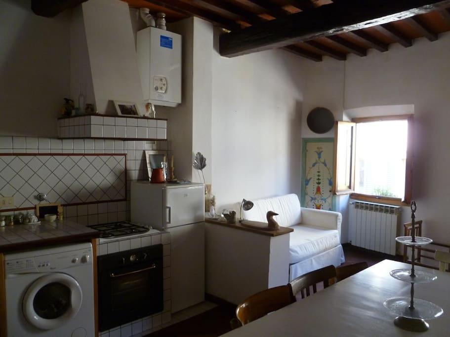 Romantic Apt In San Frediano Florencia Exterior foto